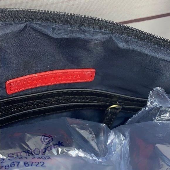 Tommy Hilfiger Black Patterned Zippered Handbag Shoulder Purse - Picture 7 of 7